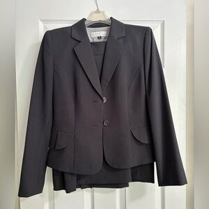 Tahari ASL Jacket and Skirt